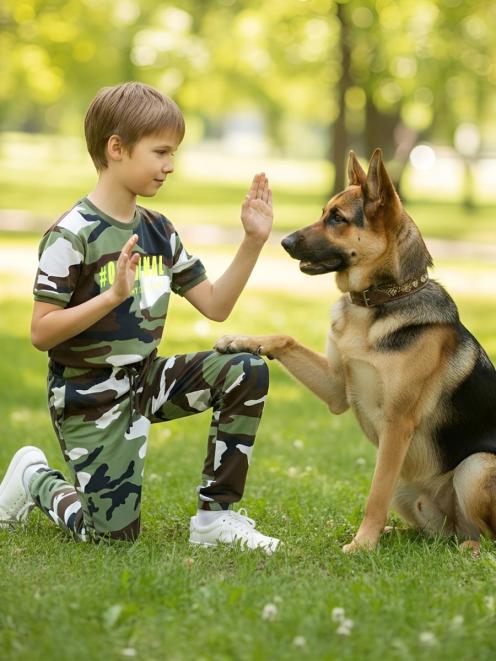 Комплект детский SUMMER TIME ЭКСТРИМ с брюками RS цв.Бело-зеленый КМФ 3746