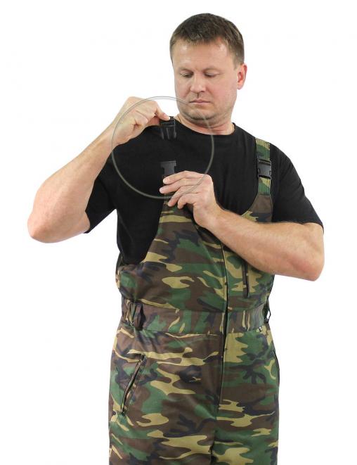 Полукомбинезон утеплённый тк.Смесовая цв.Зеленый КМФ