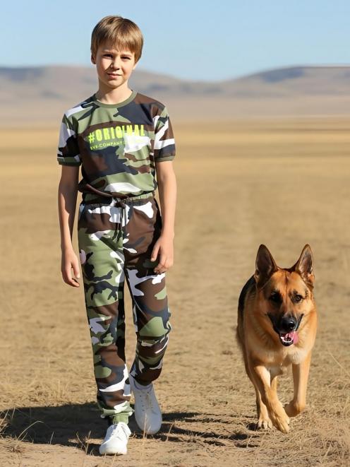 Комплект детский SUMMER TIME ЭКСТРИМ с брюками RS цв.Бело-зеленый КМФ 3746