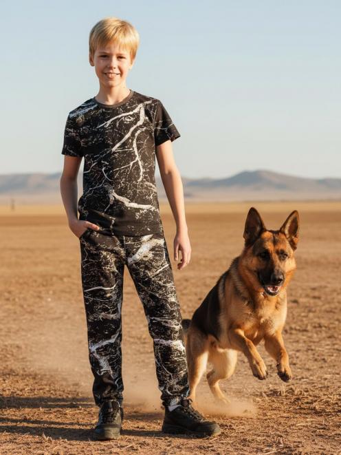 Комплект детский SUMMER TIME с брюками RS цв.Black Forest